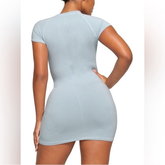 SKIMS new vintage raglan mini dress - Picture 6 of 6